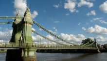 Cyclists not impacted by a series of 24-hour weekend closures on Hammersmith Bridge
